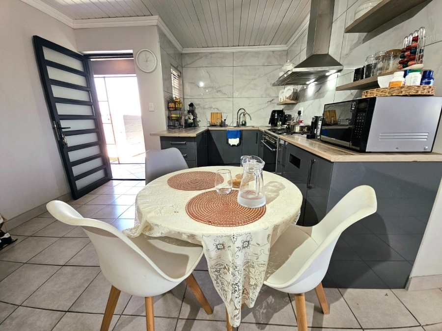 Commercial Property for Sale in Heather Park Western Cape